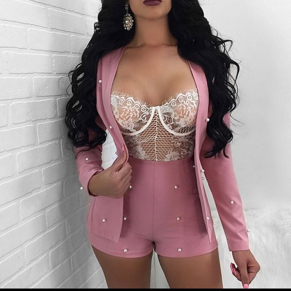 Set - Picture 2 of 3